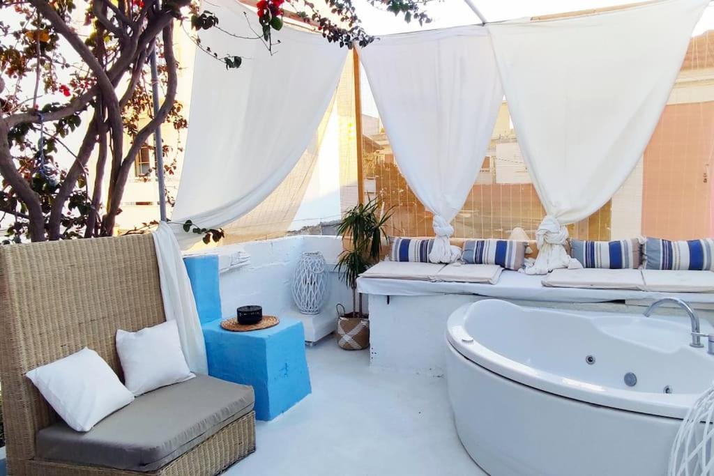 Town House With Rooftop Jacuzzi Rhodes City Eksteriør bilde